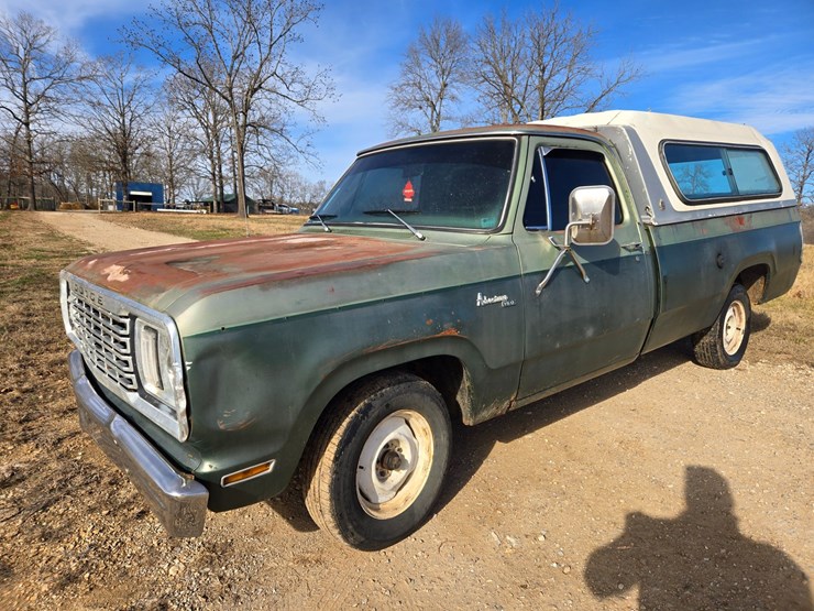 1977-dodge-150-image-3