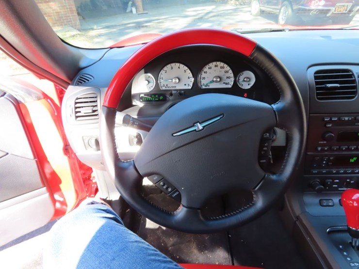 2003-ford-thunderbird-roadster-image-19