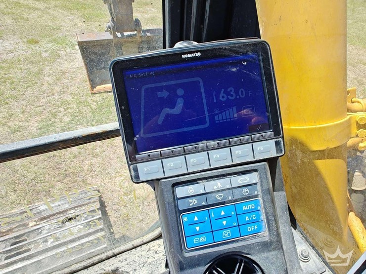 2016-komatsu-pc360-lc-11-image-26