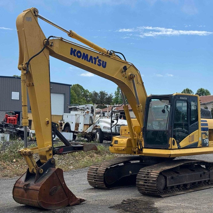 2019 KOMATSU PC170LC-11