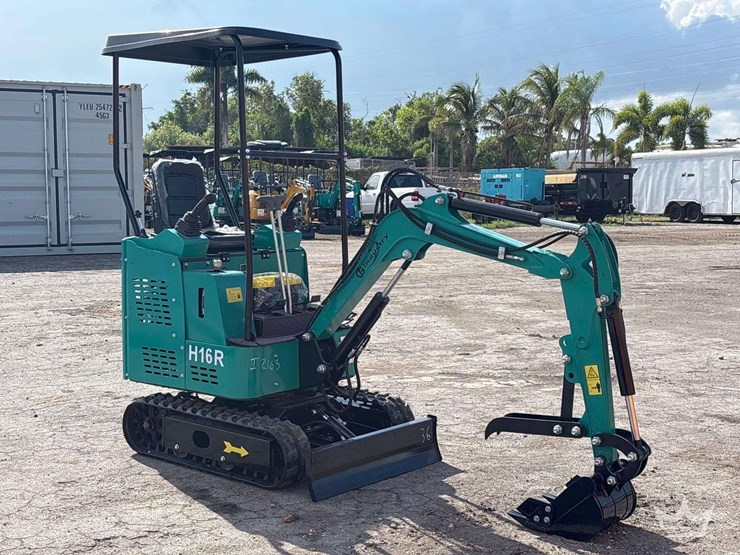 2026-cfg-industrial-h16r-mini-excavator-image-2