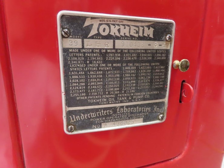 tokheim-double-sided-restored-computing-gas-pump-with-texaco-globe-image-14