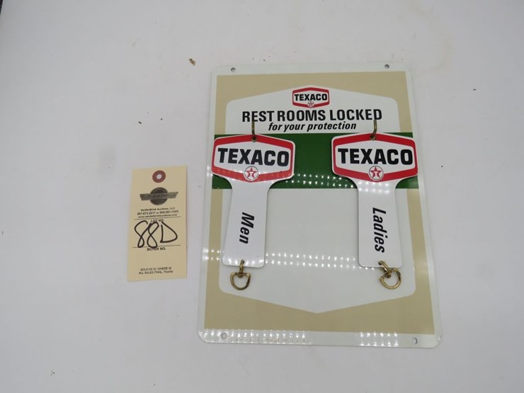 nos-texaco-bathroom-key-plaquard-image-2