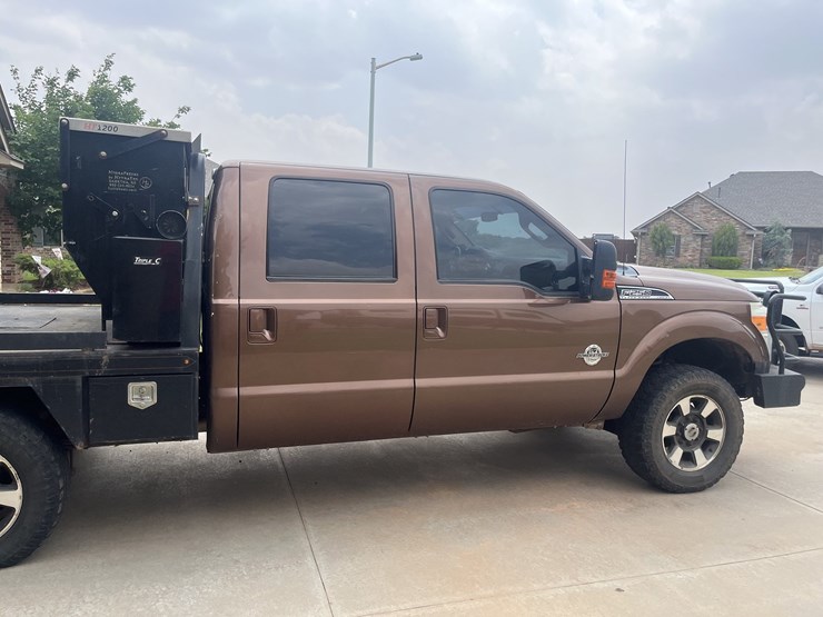 2011-ford-f250-lariat-image-4