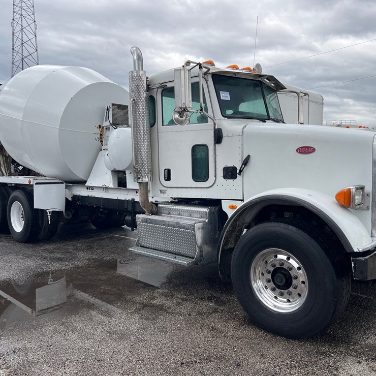 2014 PETERBILT 365