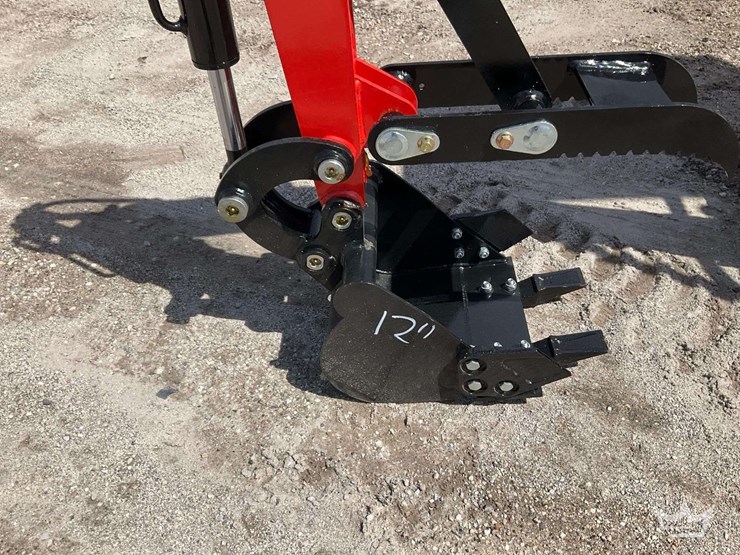2025-me15-mini-excavator-image-6