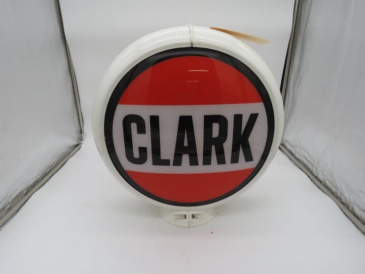 clark-gas-pump-globe-image-2