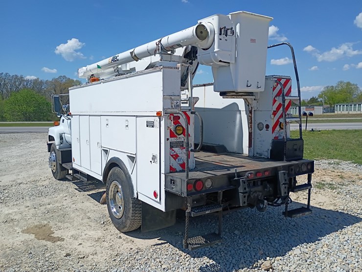 #24215-•-1999-gmc-c7500-bucket-truck-image-5