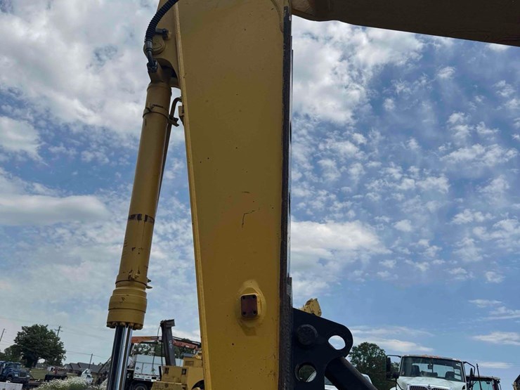 2019-komatsu-pc170lc-11-image-14