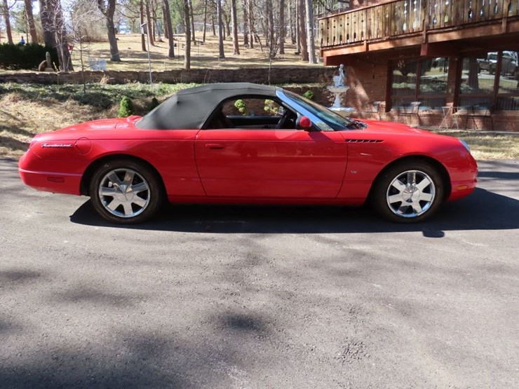 2003-ford-thunderbird-roadster-image-4