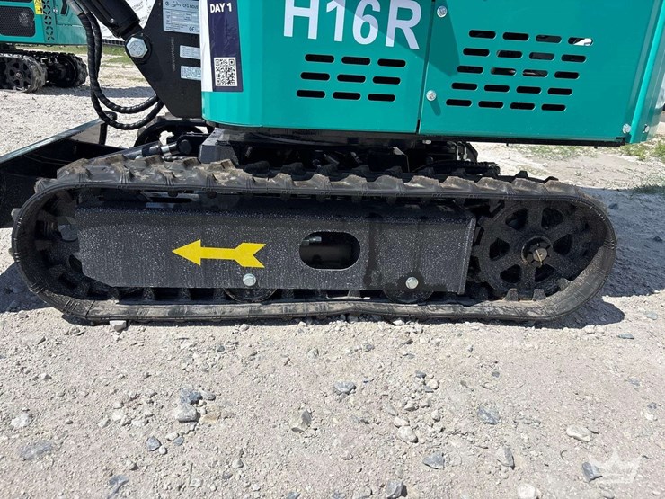 2026-cfg-industrial-h16r-mini-excavator-image-10