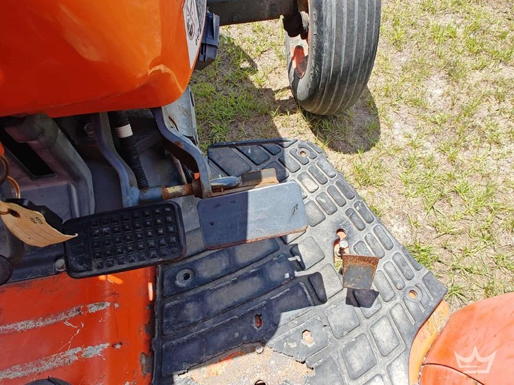 2008-kubota-m5040-image-19