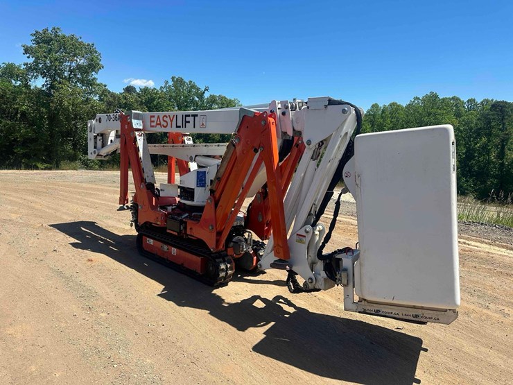2021-easy-lift-r210-image-6
