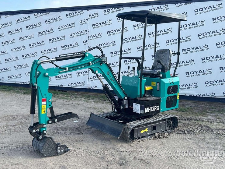 2026-cfg-industrial-mh13rx-mini-excavator-image-1