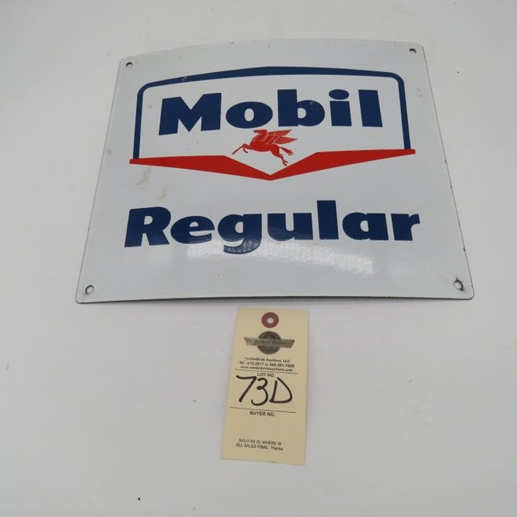 Mobil Regular Porcelain Pump Plate