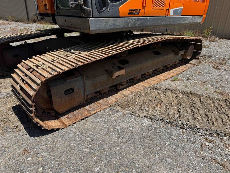 2021-doosan-dx225-lc-5-image-17