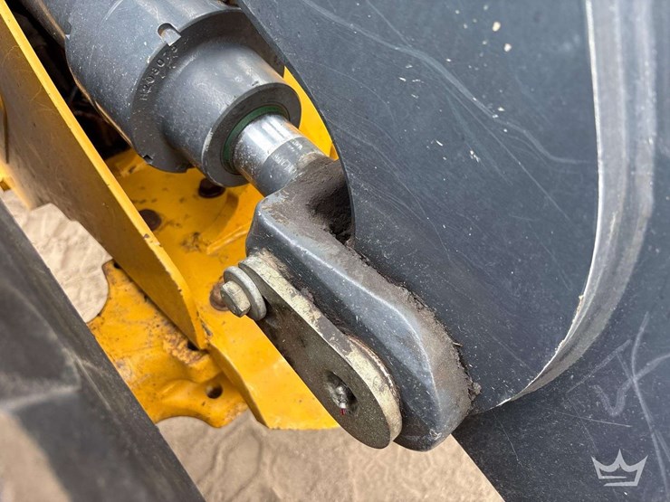 2019-deere-544l-image-15