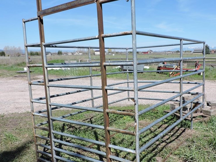 slide-in-livestock-hauling-rack,-fits-8’-pickup-be-image-2