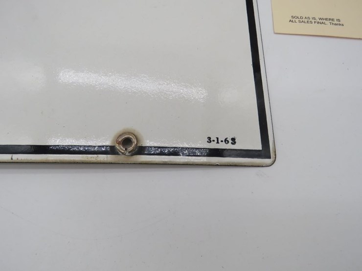 fire-chief-gasoline-porcelain-pump-plate-image-2