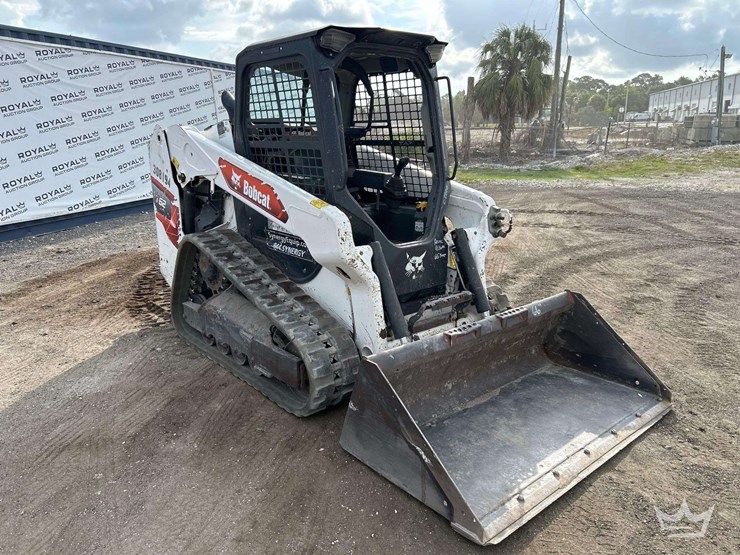 2021-bobcat-t62-image-2