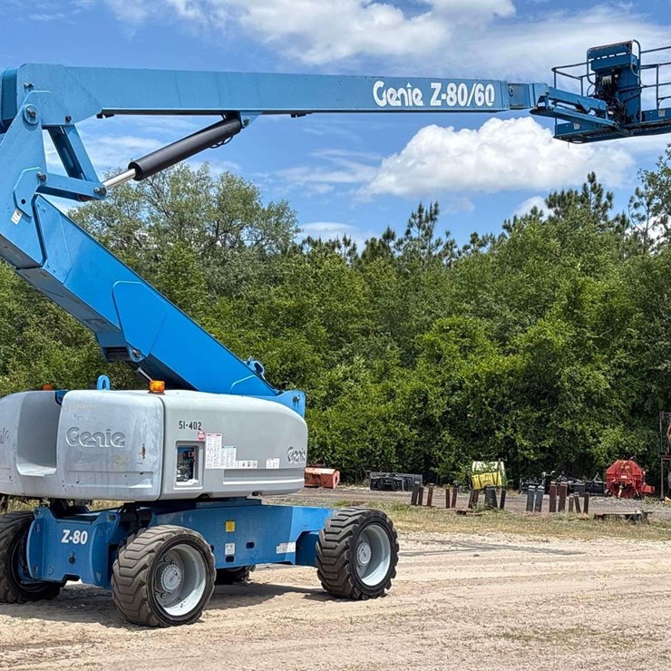 2013 Genie Z-80 80ft 4x4 Articulating Boom Lift