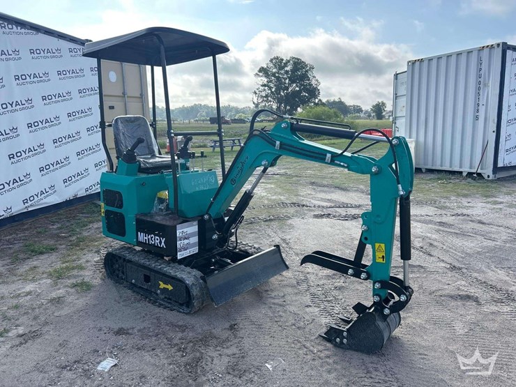 2026-cfg-industrial-mh13rx-mini-excavator-image-2