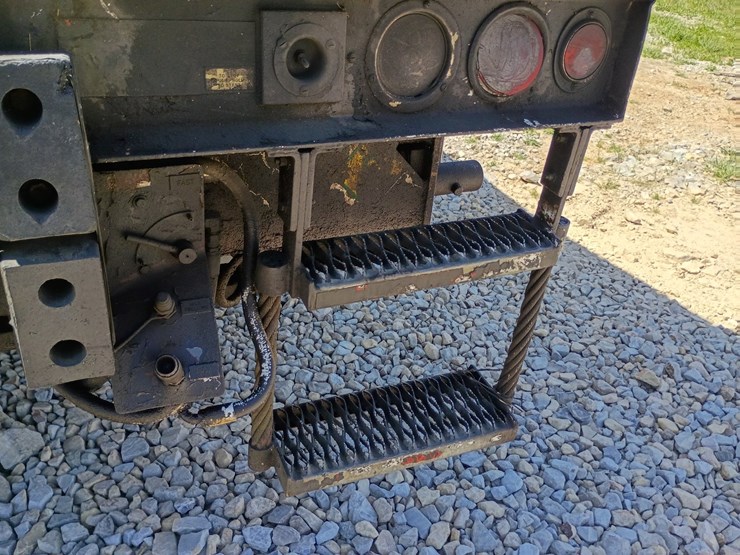 #24215-•-1999-gmc-c7500-bucket-truck-image-75