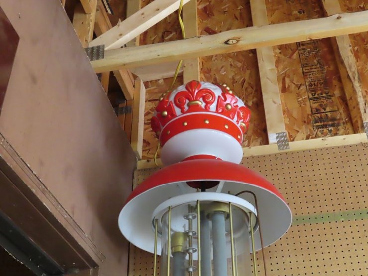 restored-rapidayton-upright-visible-10-gallon-gas-pump-with-red-crown-globe-image-9