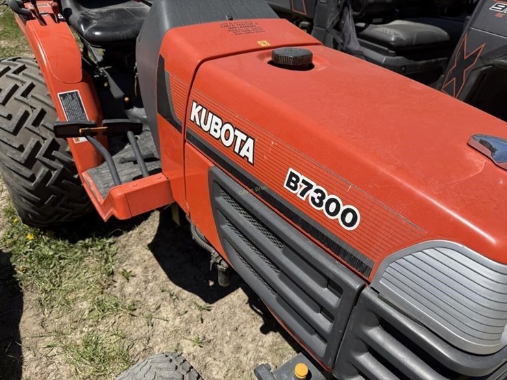 kubota-b7300-image-4