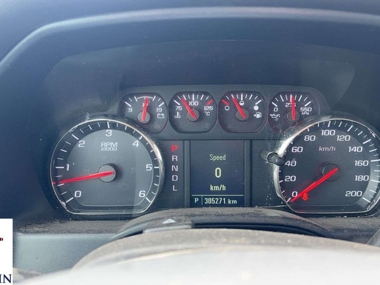 2018-chevrolet-silverado-1500-image-15