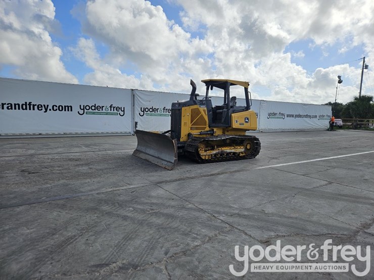 deere-450k-lgp-image-2
