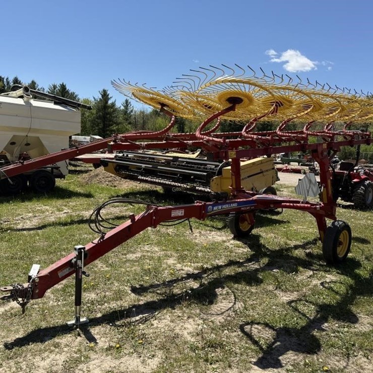 NEW HOLLAND 1225
