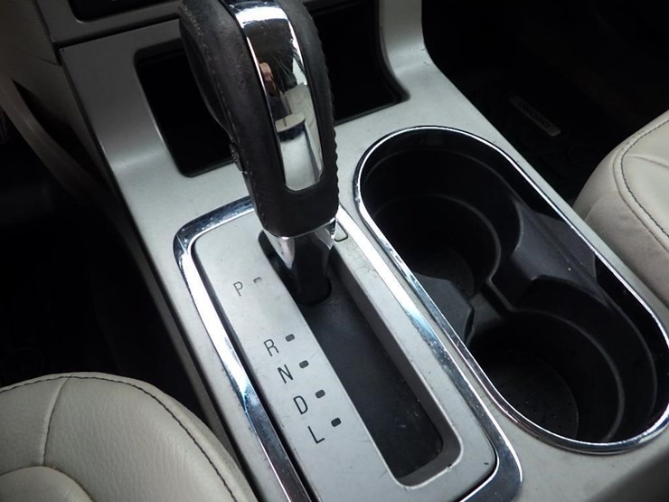 2009-ford-flex-image-37