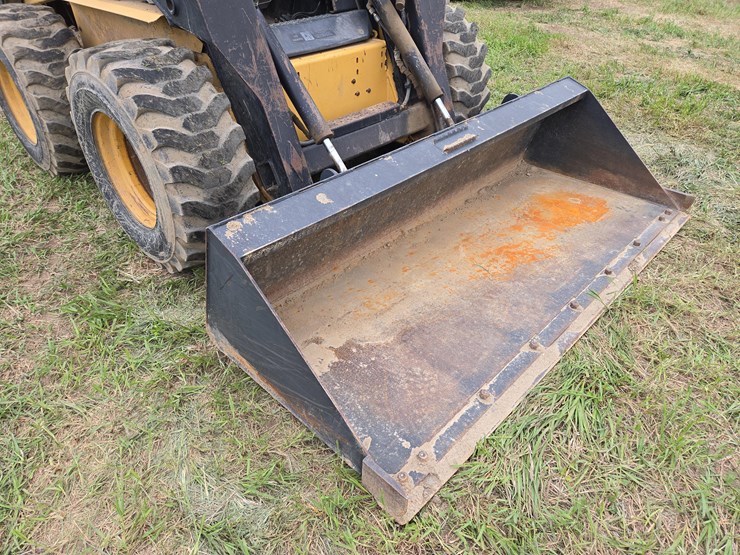 new-holland-lx985-image-10
