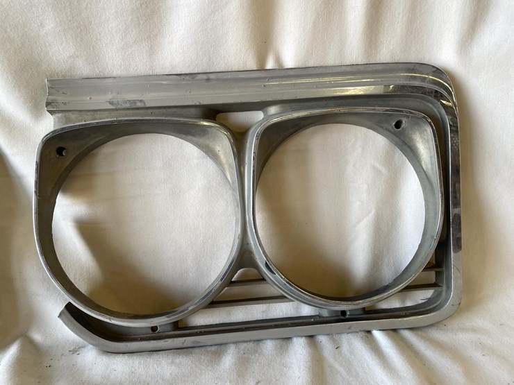 #5389-•-buick-skylark-gs-headlight-bezels-(las-cruces,-nm)-image-9