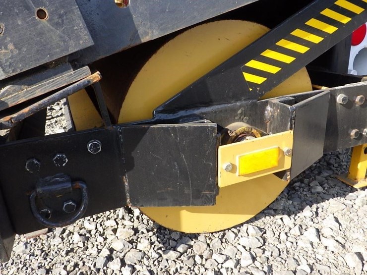 2022-bobcat-t550-image-30