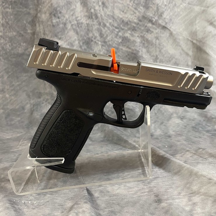 #10304 • Smith & Wesson SD9 2.0 9mm Luger Semi-Auto Pistol, SN: EHJ0726