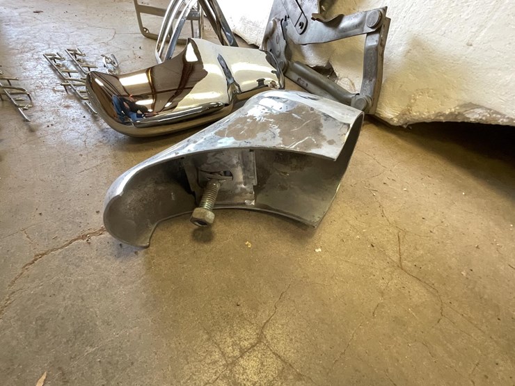 #5397-•-lot-of-vintage-auto-parts-(las-cruces,-nm)-image-3