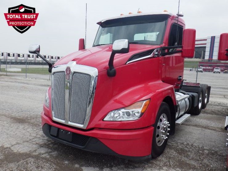 2023-kenworth-t680-image-1