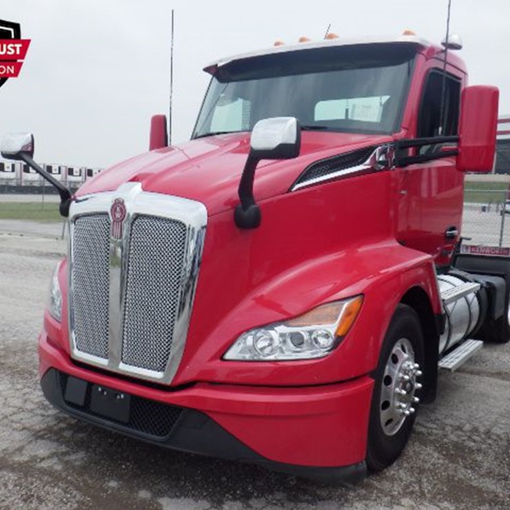 2023 KENWORTH T680