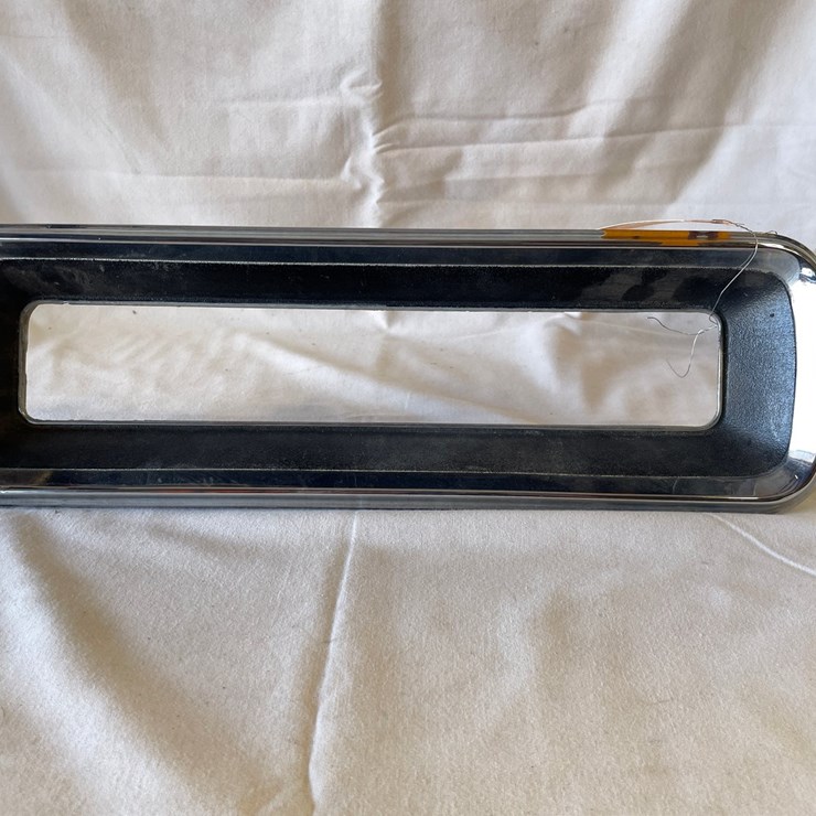 #5392 • Camaro Tail Light Bezel (Las Cruces, NM)
