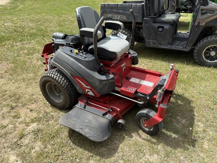 ferris-400s-zero-turn-lawn-mower-image-2