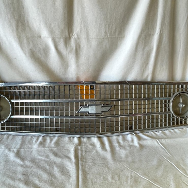 #5363 • Chevrolet Chevelle Laguna Grille (Las Cruces, NM)