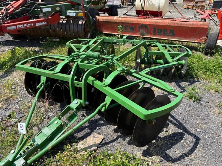 john-deere-24-image-2