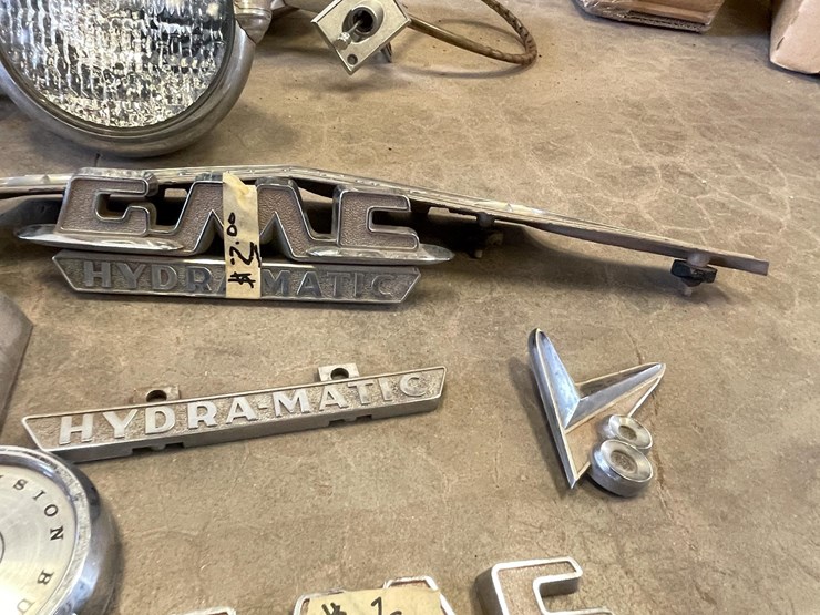 #5401-•-huge-lot-of-classic-car-parts-(las-cruces,-nm)-image-22