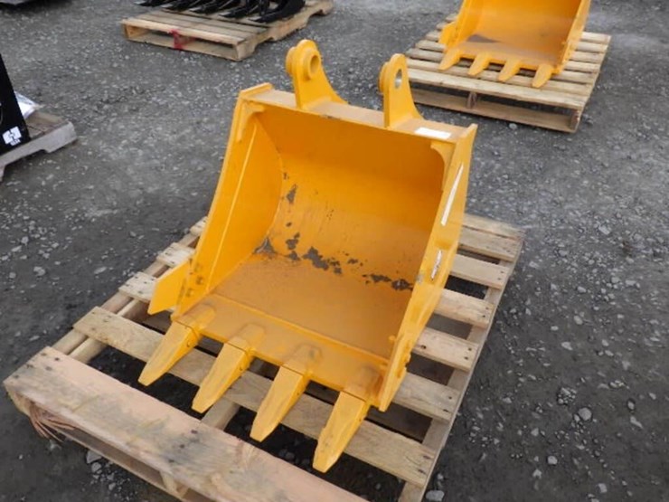 caterpillar-307-image-1