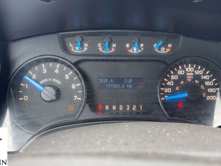 2014-ford-f150-image-14
