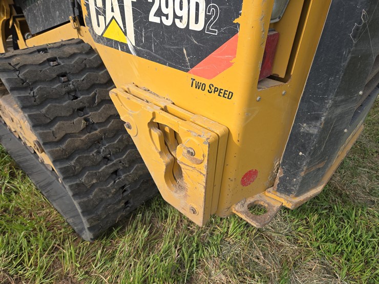 2018-caterpillar-299d2-image-9