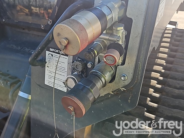 2024-deere-333g-image-20