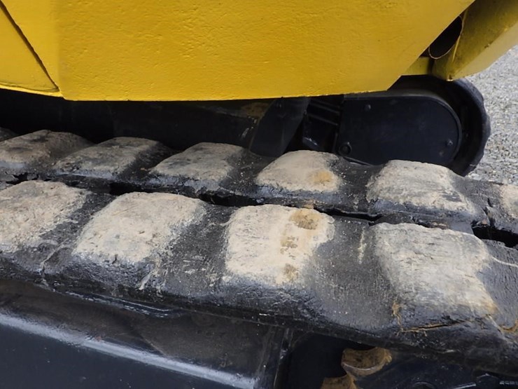 komatsu-pc28uu-image-47